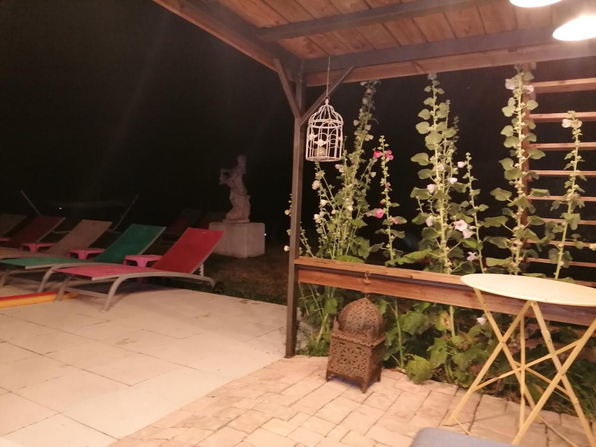 Appartement Lumineux A Voreppe Avec Piscine Eksteriør bilde